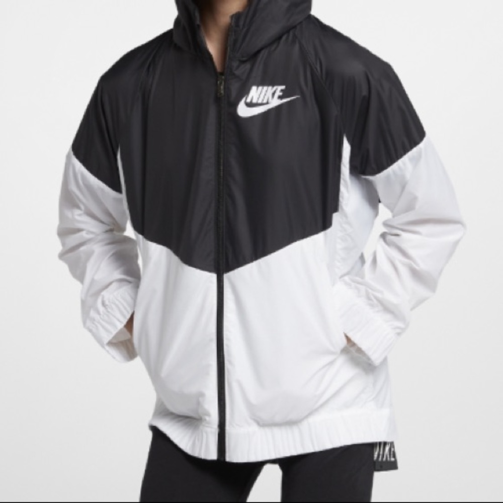 🌸EUC🌸LIKE NEW🌸NIKE WINDRUNNER🌸EUC🌸SZ XS